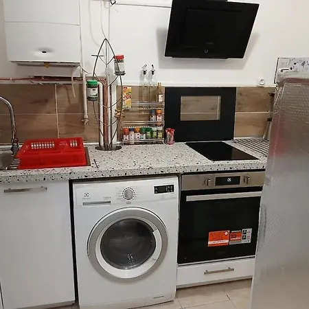 بيت للعطل Maisonnette Proche De Paris أوبارفيلييه