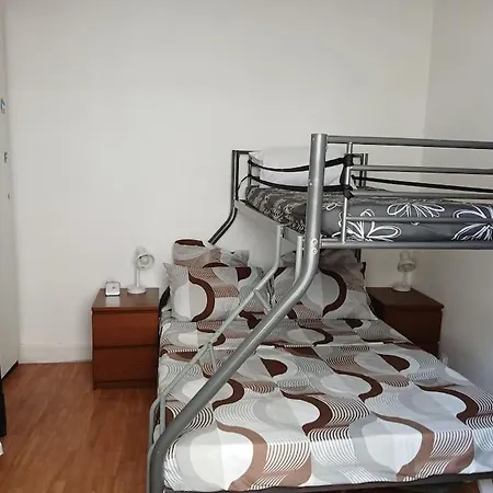 Feriehus La Petite Maison Avec Patio Dans La Cour *